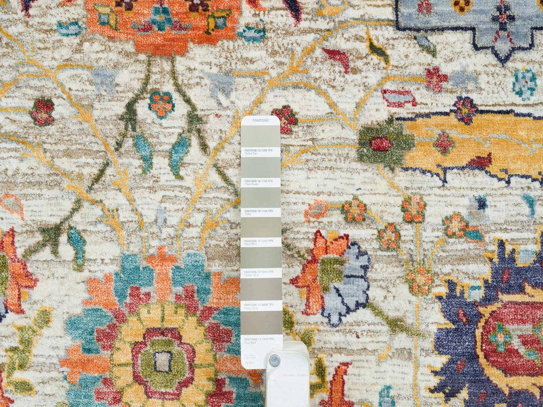 5'2" x 7'4" New Hand Knotted Beige Wool & Silk Rectangle Oriental Rug - MOA10265550