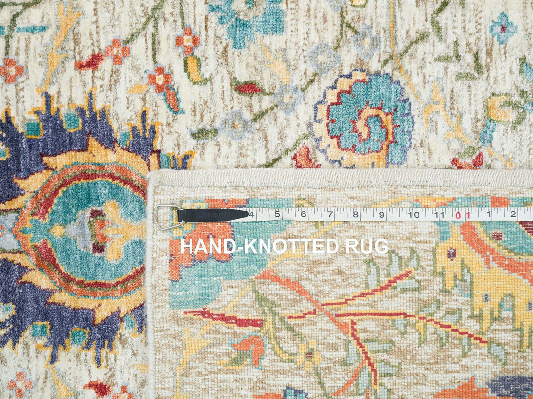 5'2" x 7'4" New Hand Knotted Beige Wool & Silk Rectangle Oriental Rug - MOA10265550
