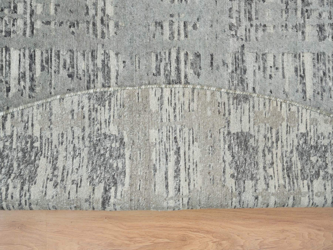 10'1" x 10'1" New Hand Knotted Grey Wool Round Oriental Rug - MOA10265640