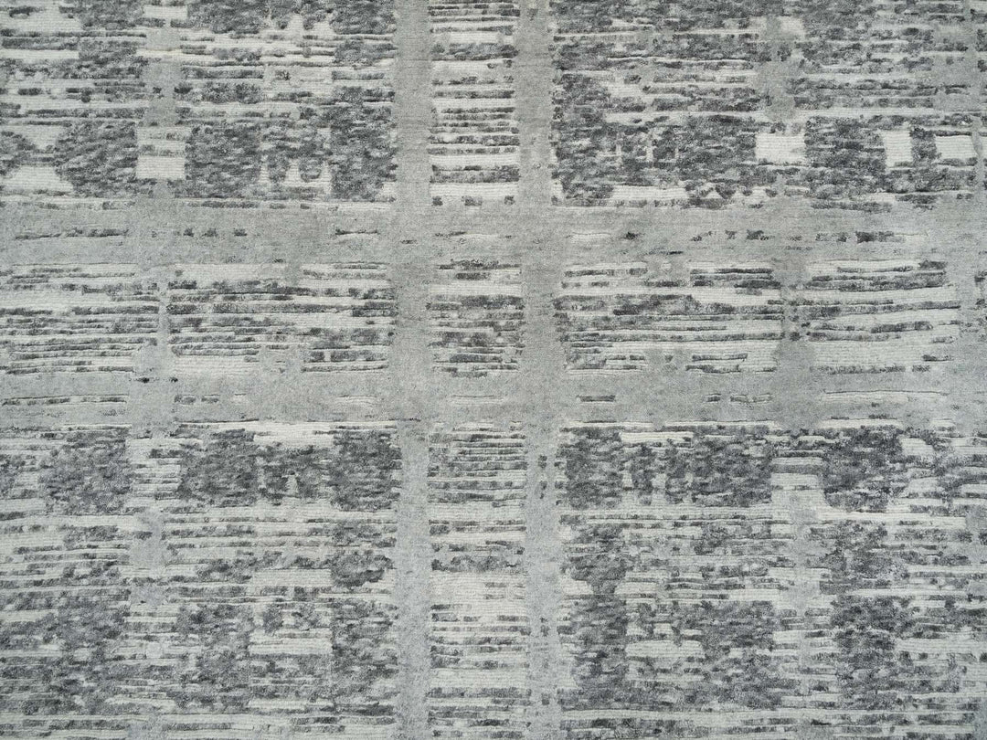 10'1" x 10'1" New Hand Knotted Grey Wool Round Oriental Rug - MOA10265640