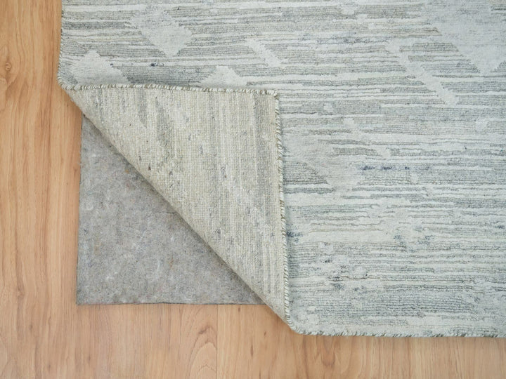 6'0" x 9'3" New Hand Knotted Grey Wool Rectangle Oriental Rug - MOA10265642