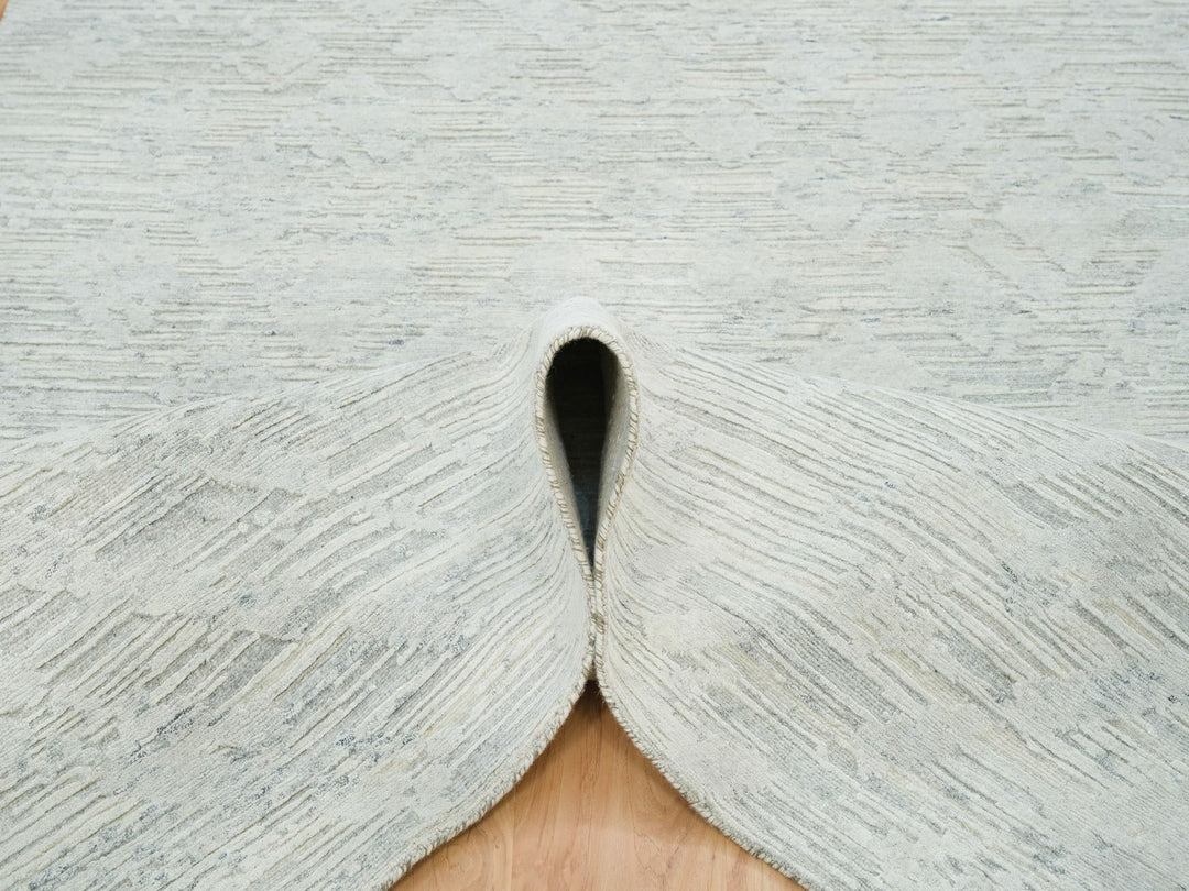 6'0" x 9'3" New Hand Knotted Grey Wool Rectangle Oriental Rug - MOA10265642