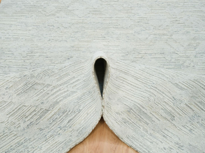 6'0" x 9'3" New Hand Knotted Grey Wool Rectangle Oriental Rug - MOA10265642