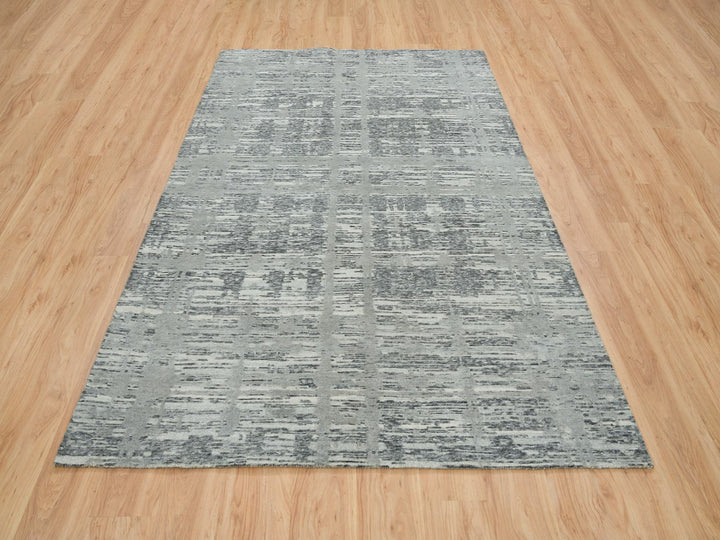 6'1" x 9'2" New Hand Knotted Grey Wool Rectangle Oriental Rug - MOA10265643