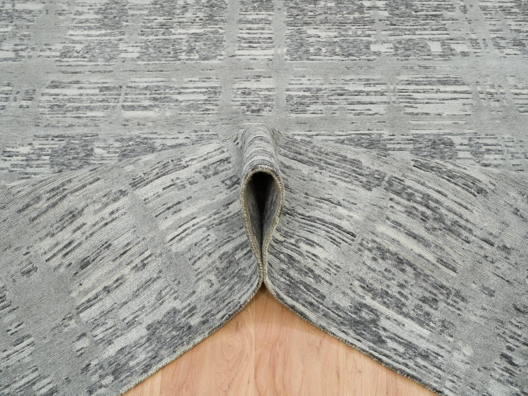 6'1" x 9'2" New Hand Knotted Grey Wool Rectangle Oriental Rug - MOA10265643