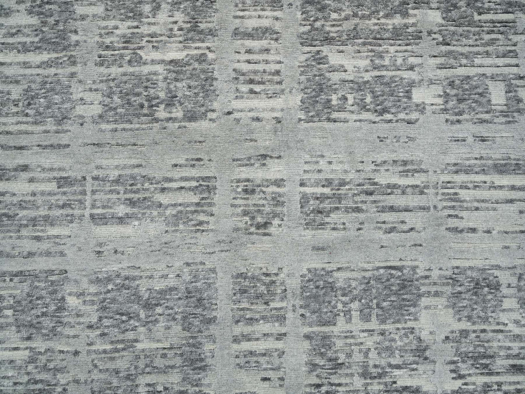 6'1" x 9'2" New Hand Knotted Grey Wool Rectangle Oriental Rug - MOA10265643