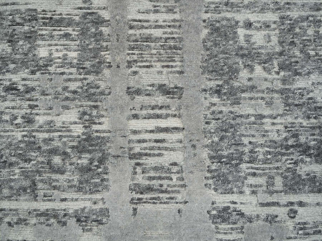 2'7" x 27'10" New Hand Knotted Grey Wool Runner Oriental Rug - MOA10265648