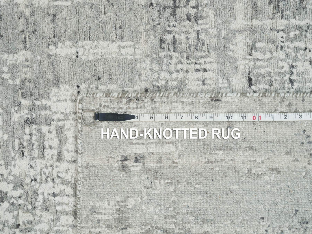 6'2" x 6'2" New Hand Knotted Grey Wool Square Oriental Rug - MOA10265657