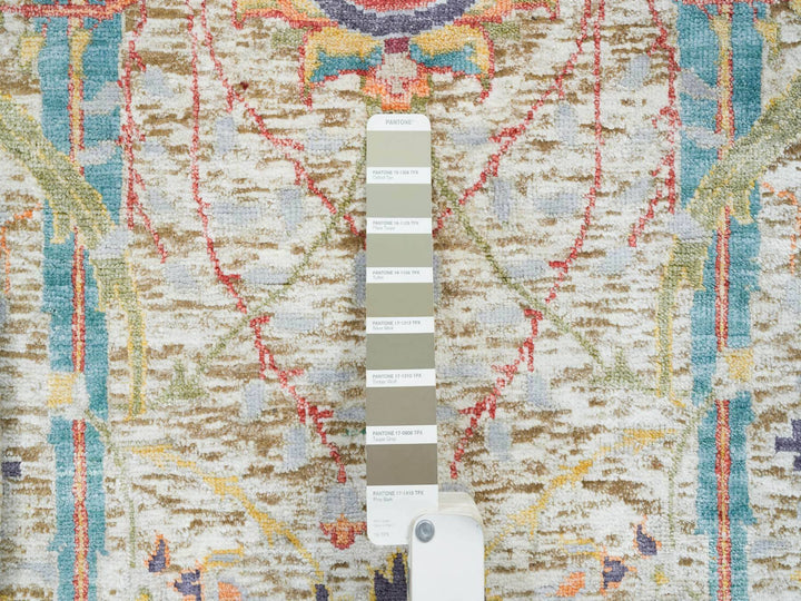 5'2" x 5'2" New Hand Knotted Ivory Wool & Silk Round Oriental Rug - MOA10265695