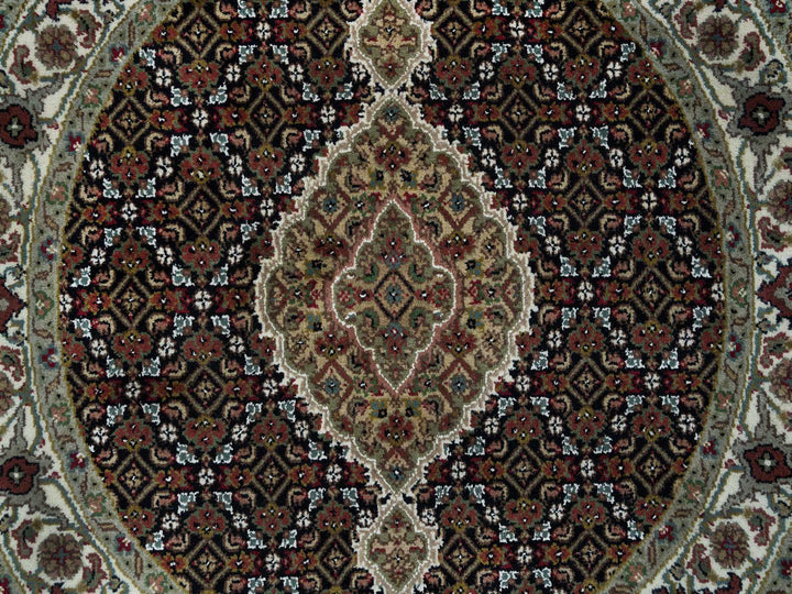 3'4" x 3'4" New Hand Knotted Black Wool Round Oriental Rug - MOA10265784