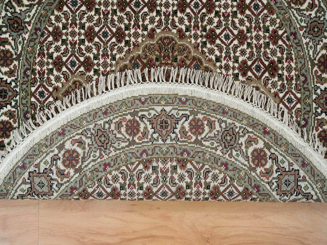 3'4" x 3'4" New Hand Knotted Ivory Wool Round Oriental Rug - MOA10265787