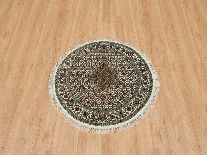 3'4" x 3'4" New Hand Knotted Ivory Wool Round Oriental Rug - MOA10265788