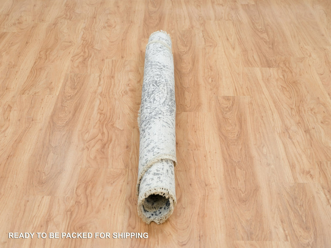 5'11" x 5'11" New Hand Knotted Grey Wool & Silk Round Oriental Rug - MOA10265829