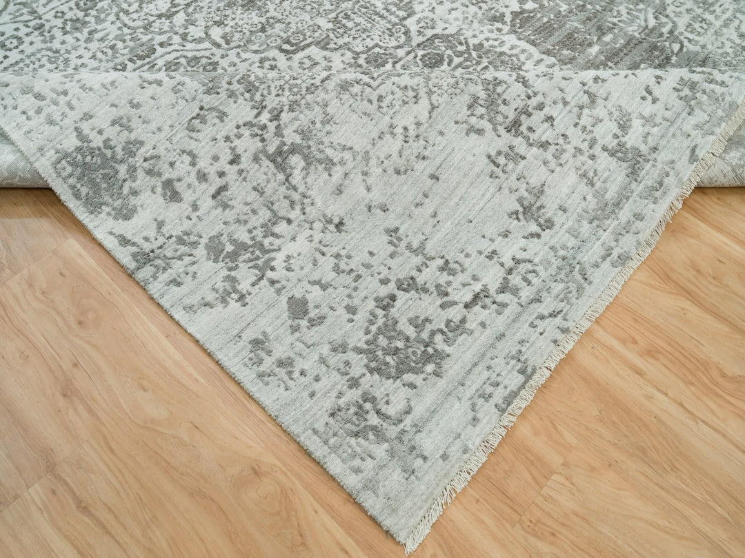 8'11" x 11'11" New Hand Knotted Grey Wool & Silk Rectangle Oriental Rug - MOA10265873