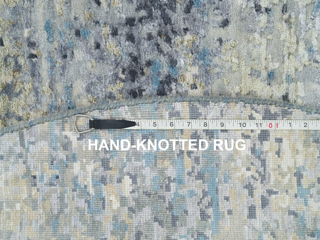 6'11" x 6'11" New Hand Knotted Grey Wool & Silk Round Oriental Rug - MOA10265879