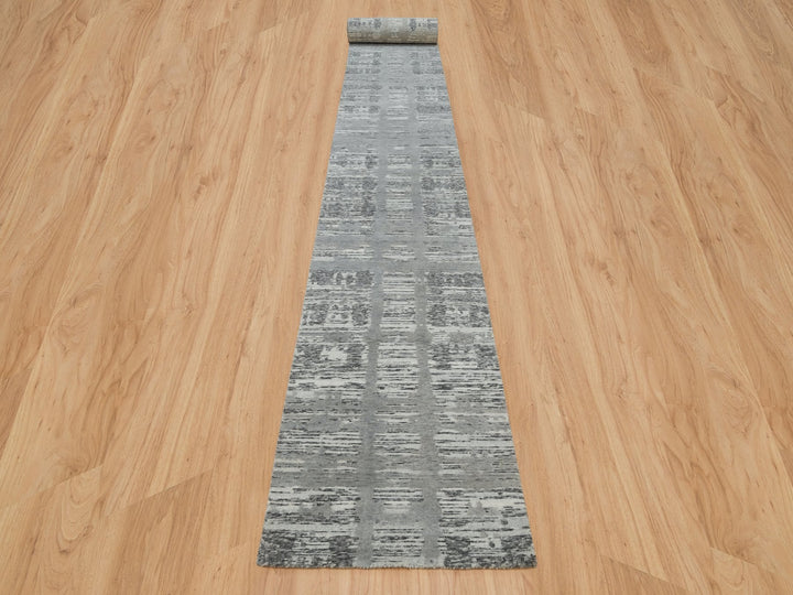 2'7" x 25'6" New Hand Knotted Grey Wool Runner Oriental Rug - MOA10265956