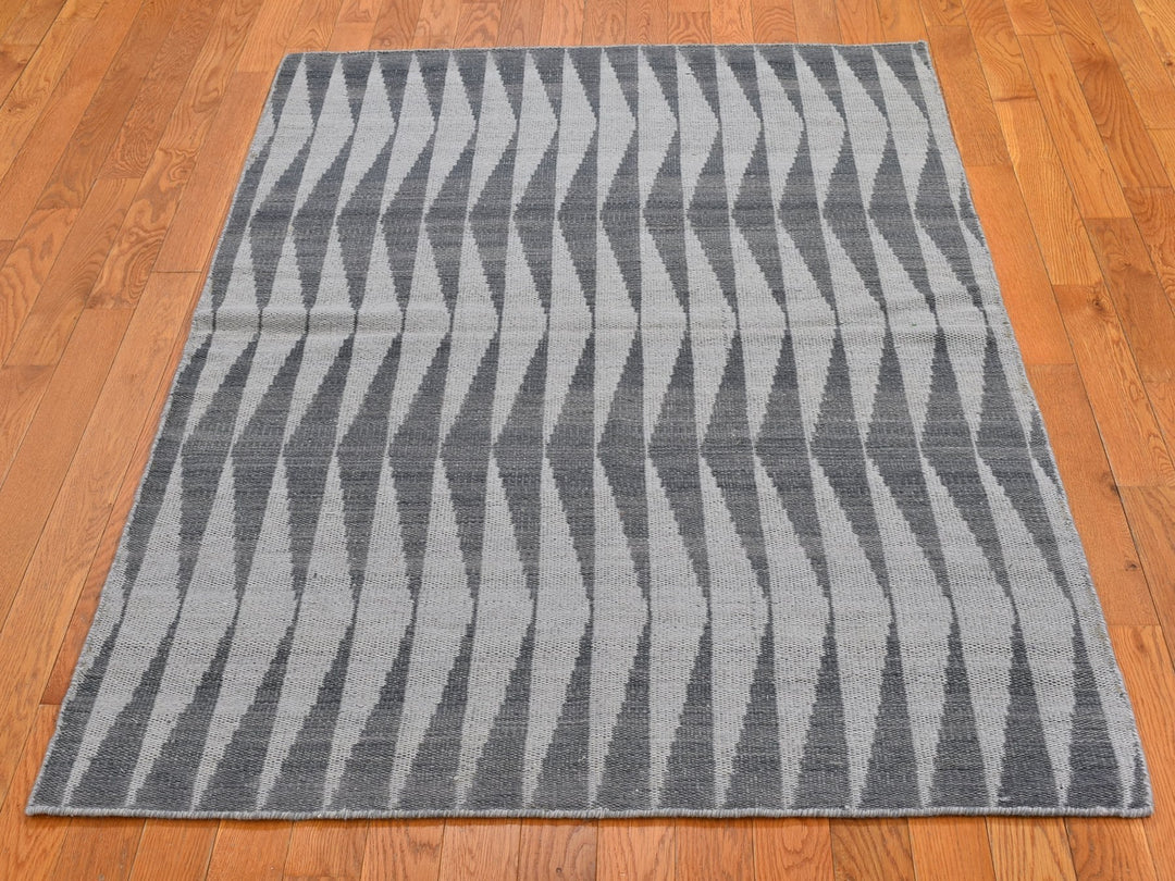4'0" x 5'10" New Hand Woven Grey Wool Rectangle Oriental Rug - MOA10266079