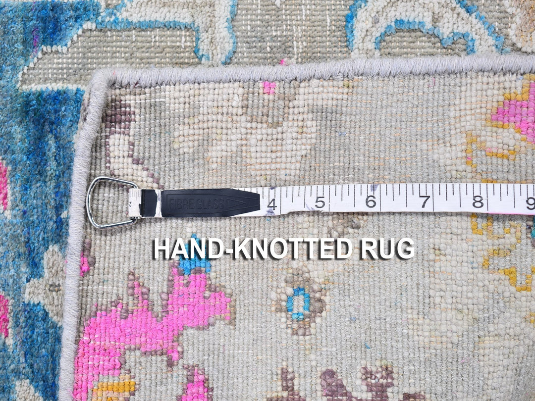2'1" x 3'0" New Hand Knotted Grey Wool & Sari Silk Rectangle Oriental Rug - MOA10266146