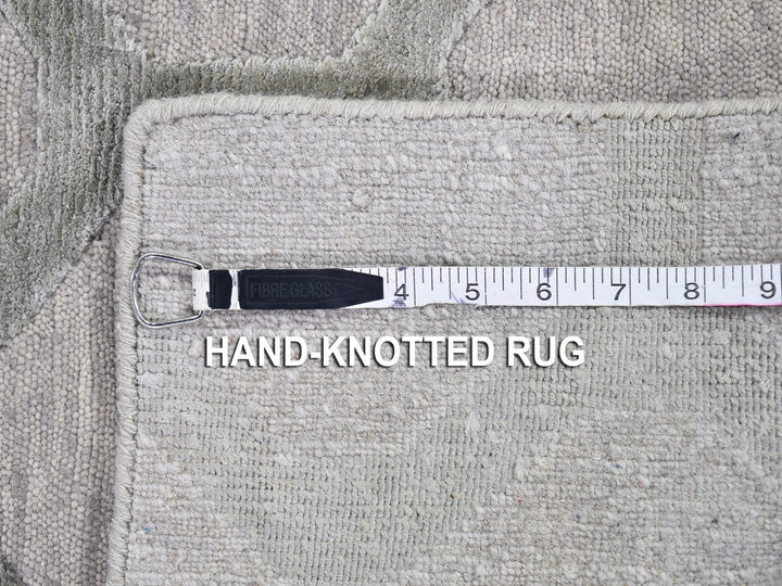 2'0" x 3'0" New Hand Knotted Grey Wool & Silk Rectangle Oriental Rug - MOA10266164