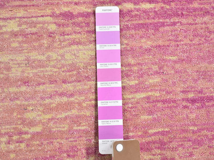 6'0" x 6'0" New Hand Knotted Pink Wool Round Oriental Rug - MOA10266499
