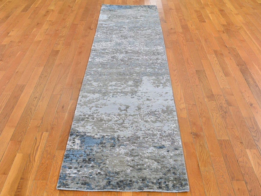 2'6" x 10'6" New Hand Knotted Grey Wool & Silk Runner Oriental Rug - MOA10266556