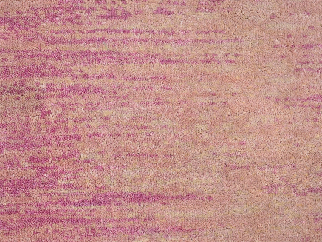 2'2" x 3'3" New Hand Knotted Pink Wool Runner Oriental Rug - MOA10266759
