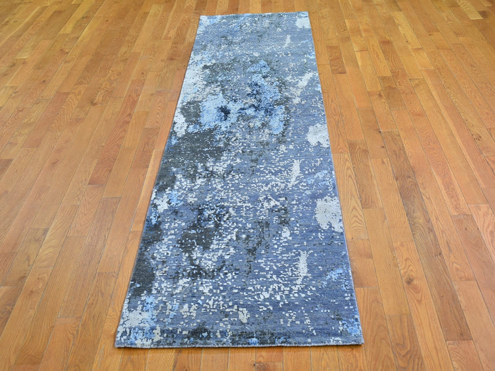 2'6" x 10'2" New Hand Knotted Grey Wool & Silk Runner Oriental Rug - MOA10266776