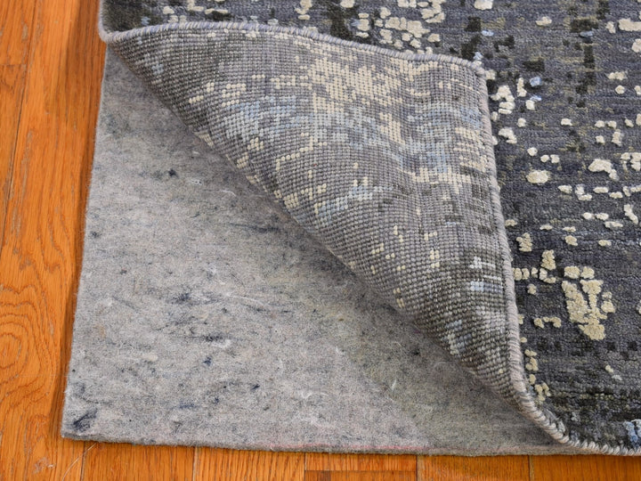 2'6" x 10'2" New Hand Knotted Grey Wool & Silk Runner Oriental Rug - MOA10266776