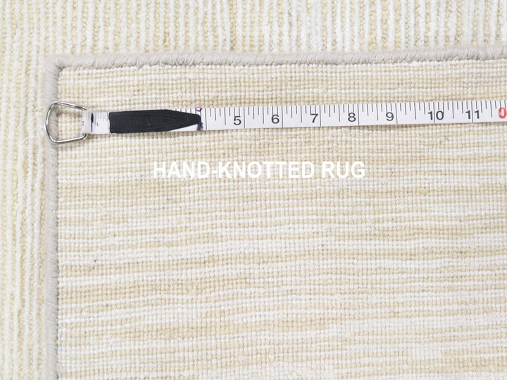 3'1" x 5'1" New Hand Knotted Ivory Wool & Silk Rectangle Oriental Rug - MOA10266807
