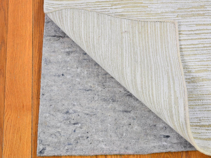 4'3" x 6'1" New Hand Knotted Ivory Wool & Silk Rectangle Oriental Rug - MOA10266808