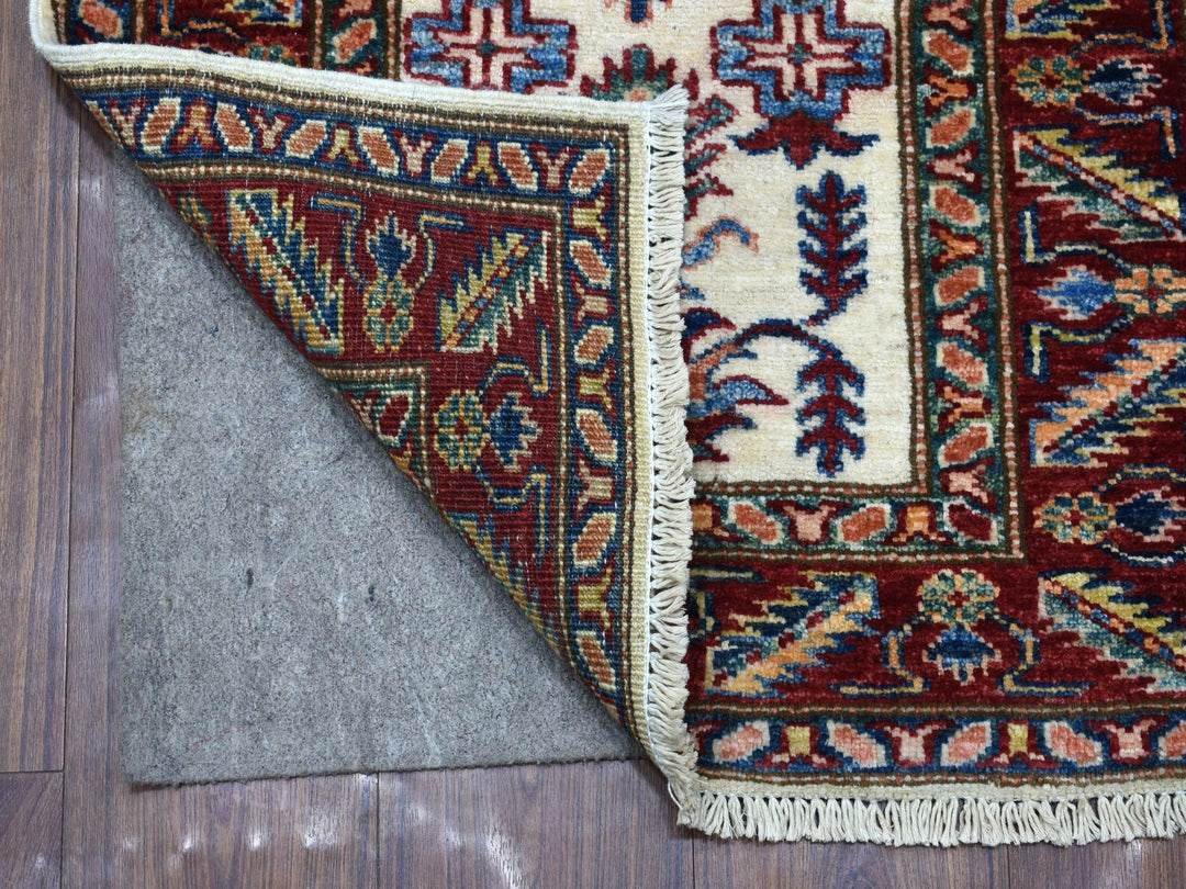 2'1" x 2'10" New Hand Knotted Ivory Wool Rectangle Oriental Rug - MOA10268128