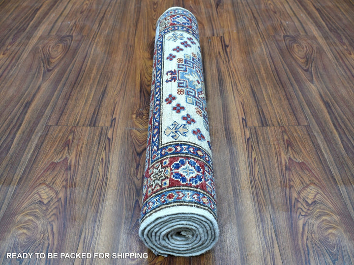 2'6" x 6'9" New Hand Knotted Ivory Wool Runner Oriental Rug - MOA10268655