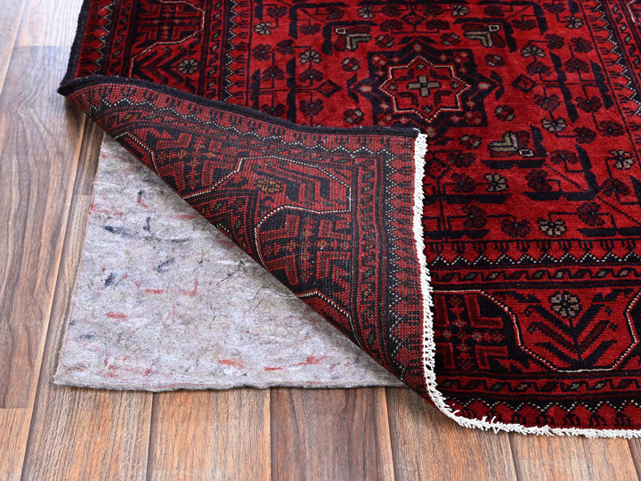 2'8" x 4'0" New Hand Knotted Red Wool Rectangle Oriental Rug - MOA102701