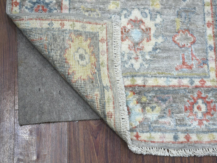 2'6" x 9'5" New Hand Knotted Grey Wool Runner Oriental Rug - MOA10271418