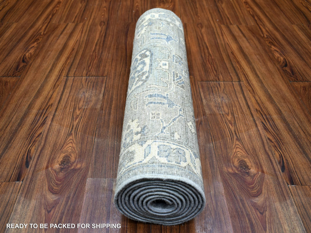 2'6" x 9'9" New Hand Knotted Grey Wool Runner Oriental Rug - MOA10271952