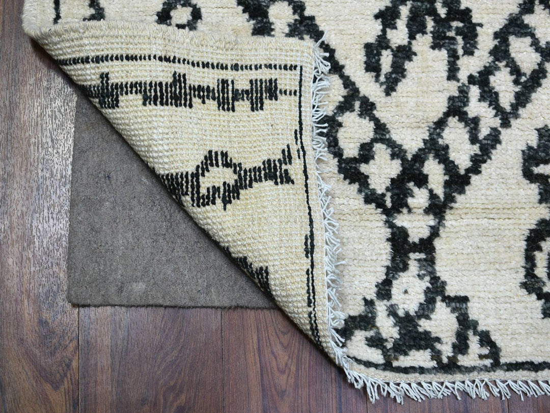 2'10" x 11'4" New Hand Knotted Ivory Wool Runner Oriental Rug - MOA10272169