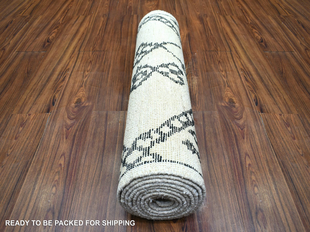 2'10" x 11'4" New Hand Knotted Ivory Wool Runner Oriental Rug - MOA10272169