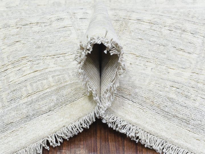 8'2" x 9'10" New Hand Knotted Ivory Wool Rectangle Oriental Rug - MOA10272579