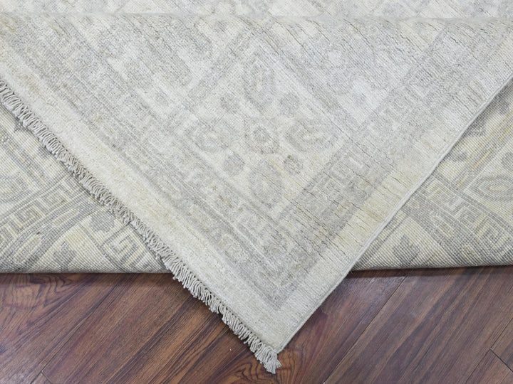 8'2" x 9'10" New Hand Knotted Ivory Wool Rectangle Oriental Rug - MOA10272579