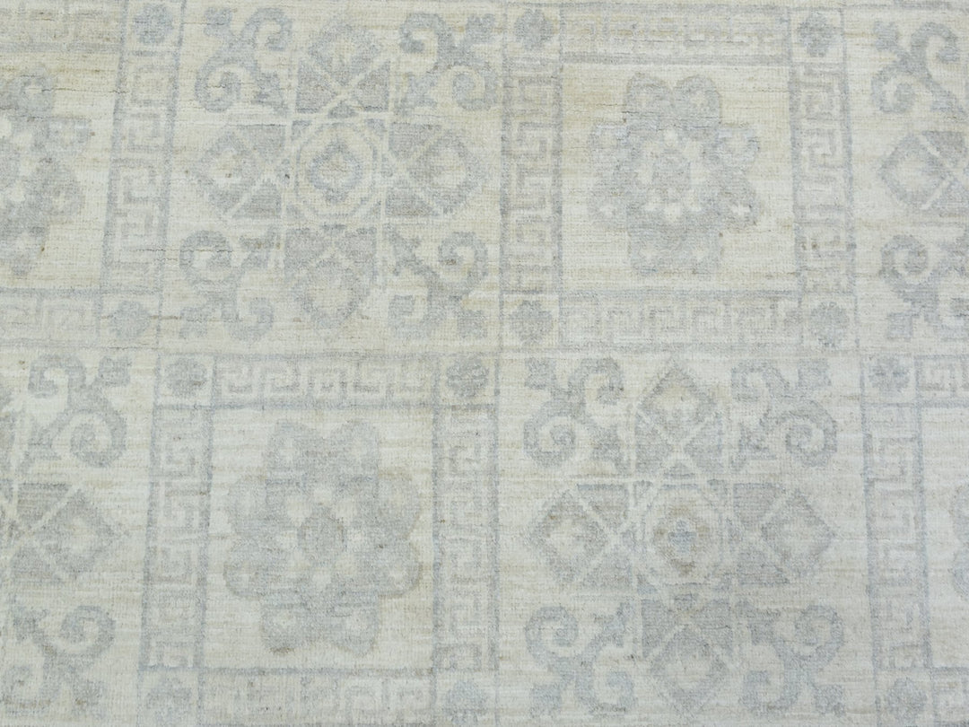 8'2" x 9'10" New Hand Knotted Ivory Wool Rectangle Oriental Rug - MOA10272579