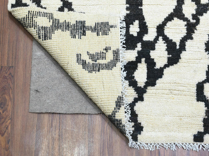 9'10" x 13'8" New Hand Knotted Ivory Wool Rectangle Oriental Rug - MOA10272616