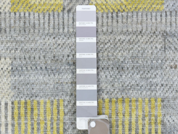 7'9" x 10'2" New Hand Knotted Grey Wool Rectangle Oriental Rug - MOA10272672
