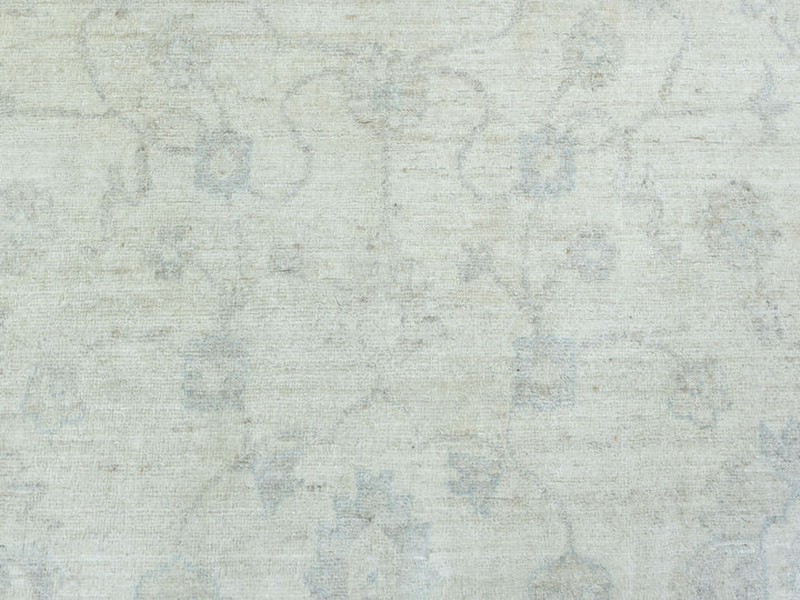 7'10" x 7'8" New Hand Knotted Ivory Wool Round Oriental Rug - MOA10272881