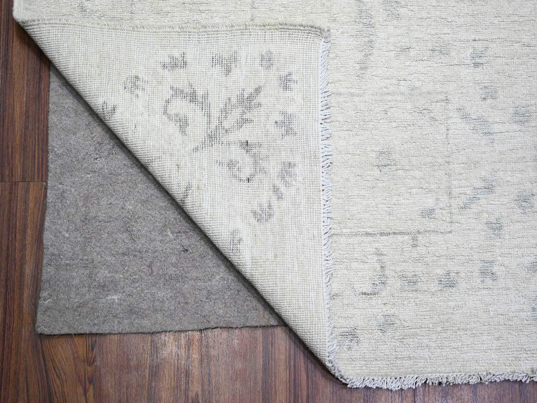 9'9" x 13'9" New Hand Knotted Ivory Wool Rectangle Oriental Rug - MOA10273112