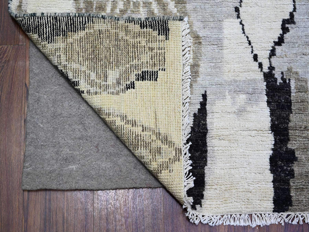 7'4" x 9'6" New Hand Knotted Ivory Wool Rectangle Oriental Rug - MOA10273492