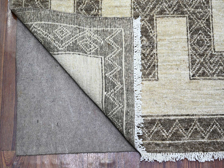 8'1" x 9'9" New Hand Knotted Brown Wool Rectangle Oriental Rug - MOA10274188