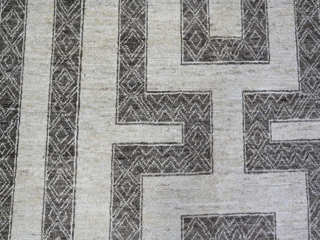 8'1" x 9'9" New Hand Knotted Brown Wool Rectangle Oriental Rug - MOA10274188