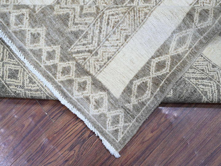 7'8" x 9'6" New Hand Knotted Brown Wool Rectangle Oriental Rug - MOA10274297