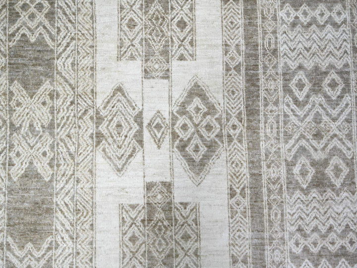 7'8" x 9'6" New Hand Knotted Brown Wool Rectangle Oriental Rug - MOA10274297