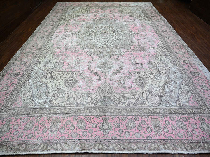 11'3" x 15'9" Vintage Hand Knotted Pink Wool Rectangle Oriental Rug - MOA10274481